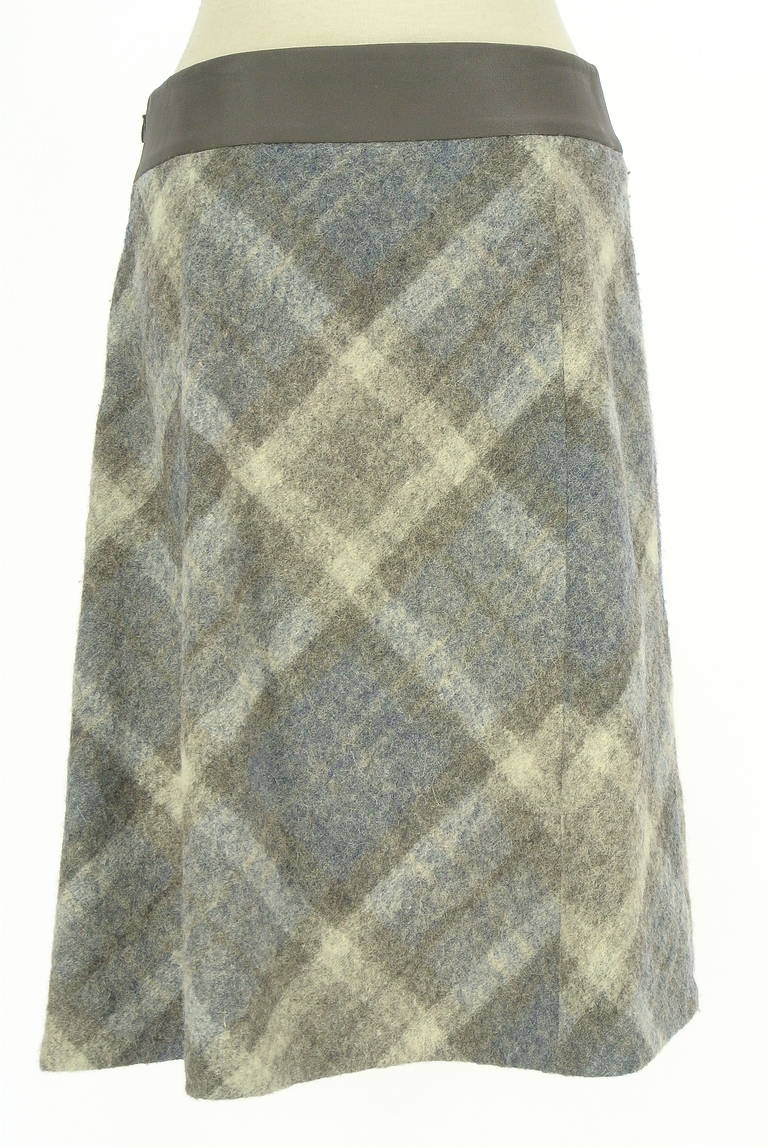 BASILE28（バジーレ２８）の古着「商品番号：PR10333042」-大画像2