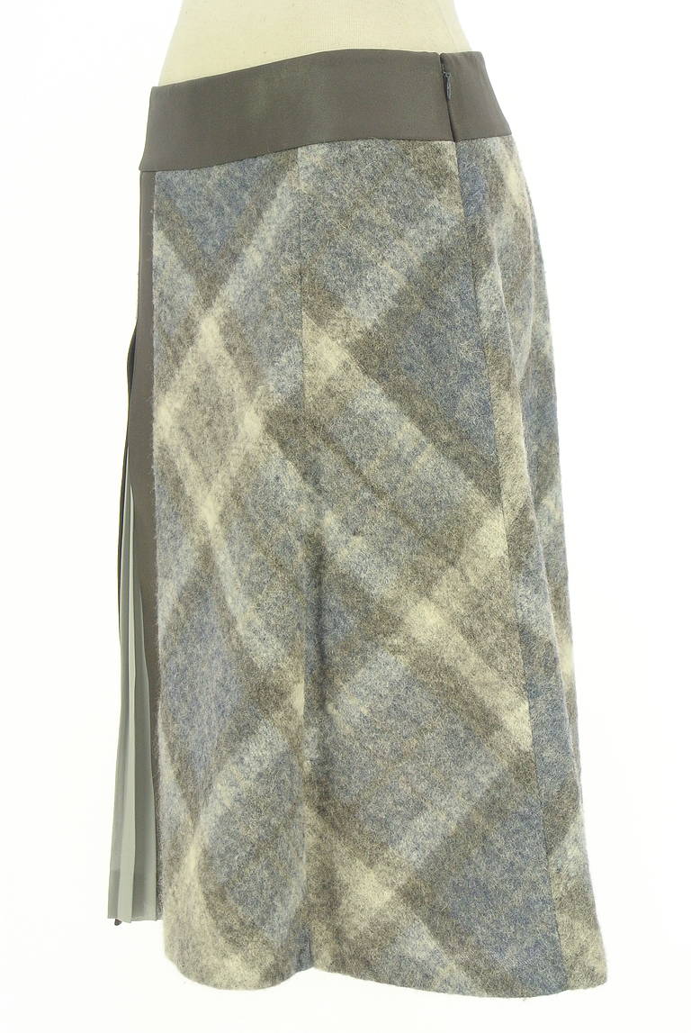 BASILE28（バジーレ２８）の古着「商品番号：PR10333042」-大画像3