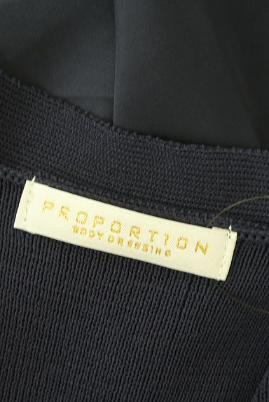 PROPORTION BODY DRESSING（プロポーションボディドレッシング）の古着「ノースリペプラムニット×タイトスカートセットアップ（セットアップ（ジャケット＋スカート））」大画像６へ