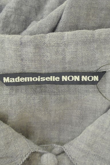 Mademoiselle NON NON（マドモアゼルノンノン）の古着「くるみボタンシャツチュニック（ブラウス）」大画像６へ