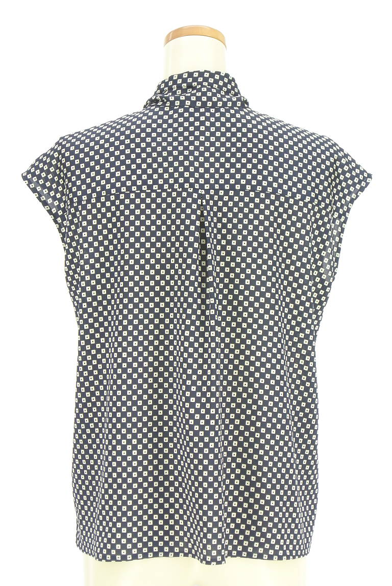 UNTITLED（アンタイトル）の古着「商品番号：PR10333612」-大画像2