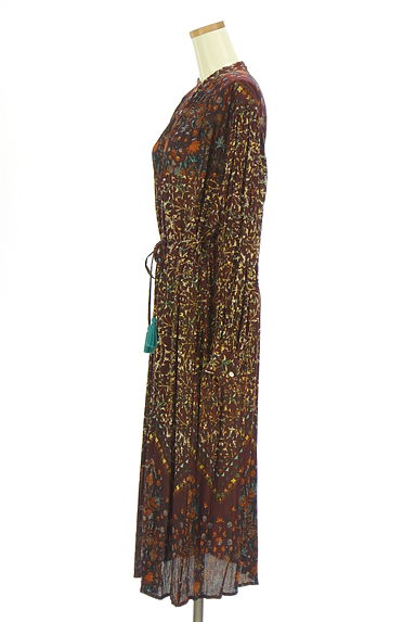 クリックで大画像表示 A.I.C(エーアイシー)の古着「ベルト付きエスニック柄ロングシャツワンピース(ワンピース・チュニック)」大画像3へ