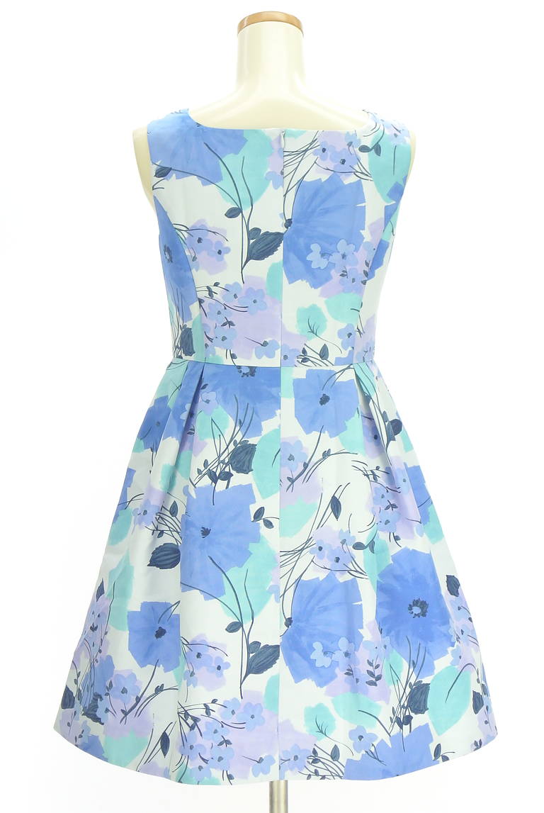 UNIVERVAL MUSE（ユニバーバルミューズ）の古着「商品番号：PR10333913」-大画像2