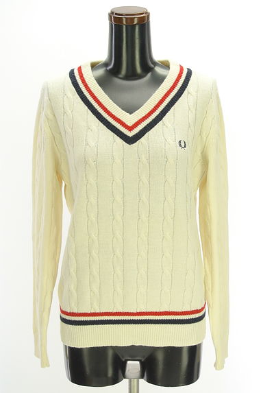 FRED PERRY（フレッドペリー）の古着「Vネックケーブル編みニットトップス（ニット）」大画像１へ