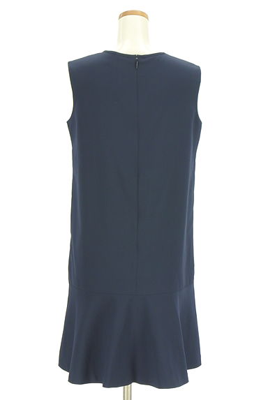 NATURAL BEAUTY BASIC（ナチュラルビューティベーシック）の古着「裾フリル膝丈ノースリワンピース（ワンピース・チュニック）」大画像２へ