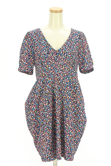 BEAMS Women's（ビームス　ウーマン）の古着「Ray BEAMS 半そで総柄コクーンワンピース（ワンピース・チュニック）」大画像１へ