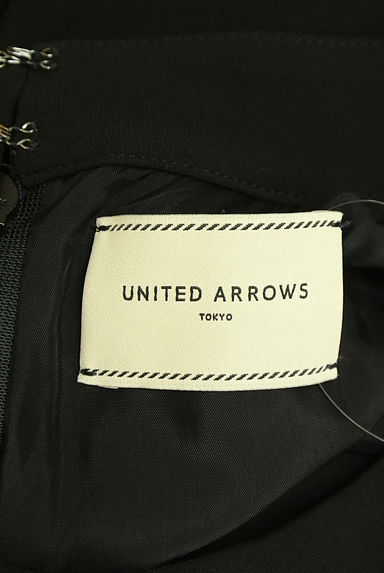 UNITED ARROWS（ユナイテッドアローズ）の古着「アシンメトリータックワンピース（ワンピース・チュニック）」大画像６へ