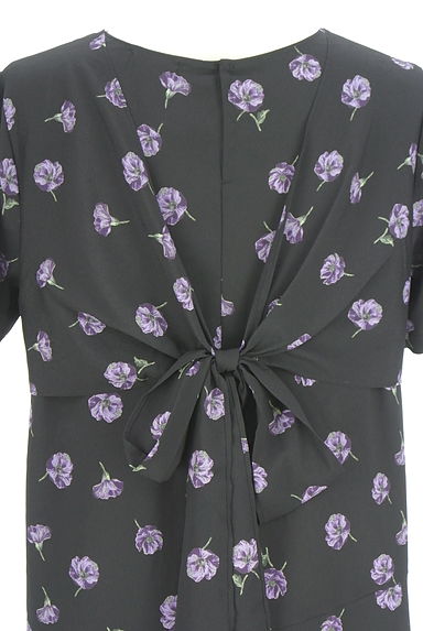 INDIVI（インディヴィ）の古着「半そで花柄シフォンワンピース（ワンピース・チュニック）」大画像４へ