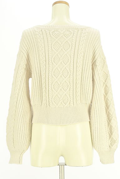 JILL by JILLSTUART（ジルバイジルスチュアート）の古着「パール付きケーブル編みニットトップス（セーター）」大画像２へ