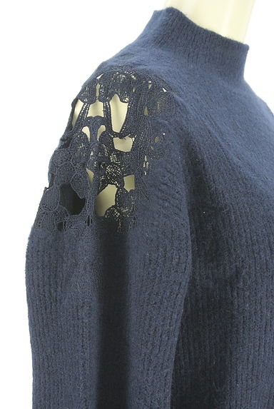 PROPORTION BODY DRESSING（プロポーションボディドレッシング）の古着「肩レースモックネックニットトップス（セーター）」大画像４へ