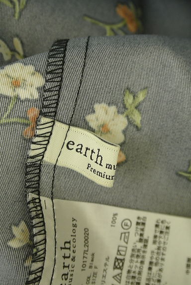 earth music&ecology（アースミュージック＆エコロジー）の古着「花柄ロングフレアスカート（ロングスカート・マキシスカート）」大画像６へ