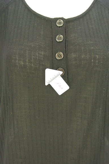 クリックで大画像表示 BURBERRY(バーバリー)の古着「ヘンリーネックニット(ニット)」大画像5へ