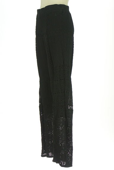 クリックで大画像表示 BARNYARDSTORM(バンヤードストーム)の古着「総レースフレアパンツ(パンツ)」大画像3へ