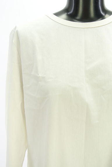 クリックで大画像表示 ZUCCa(ズッカ)の古着「ラウンドヘムカットソー(Tシャツ)」大画像4へ