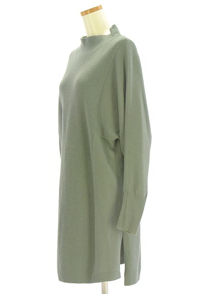 クリックで大画像表示 NOLLEY'S sophi(ノーリーズソフィ)の古着「モックネックニットワンピース(ワンピース・チュニック)」大画像3へ