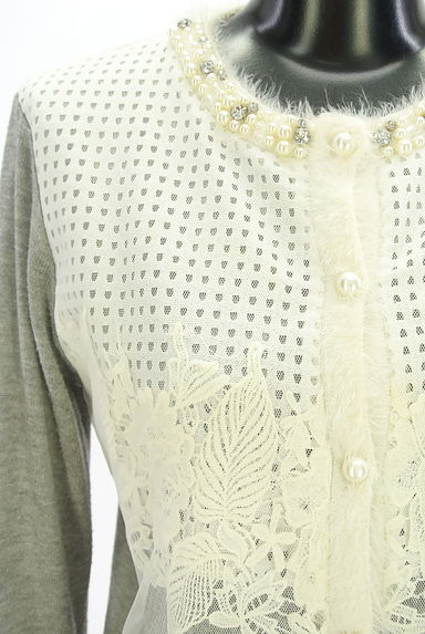 Re.Verofonna（ヴェロフォンナ）の古着「パールボタンフロントレースニットカーディガン（カーディガン・ボレロ）」大画像４へ