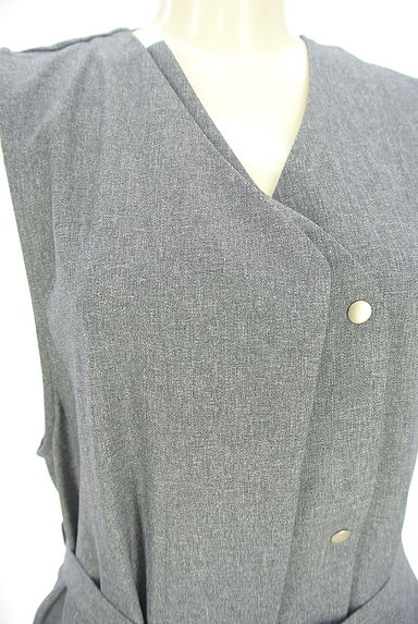 OSMOSIS（オズモーシス）の古着「loaf ベルト付きアシメロングベスト（ベスト・ジレ）」大画像４へ