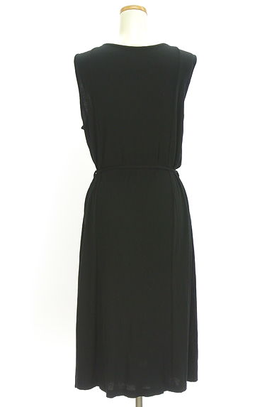 クリックで大画像表示 AZUL BY MOUSSY(アズールバイマウジー)の古着「ベルト付きカシュクールジレ(ベスト・ジレ)」大画像2へ