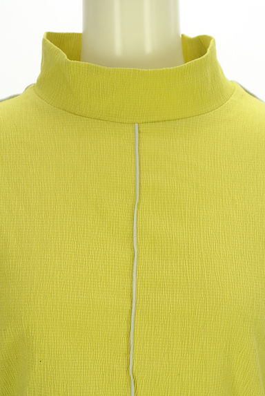 クリックで大画像表示 AZUL BY MOUSSY(アズールバイマウジー)の古着「ハイネックメロウニット(カットソー・プルオーバー)」大画像4へ