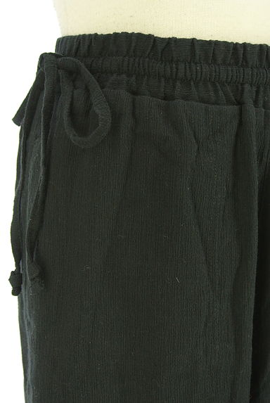 AZUL BY MOUSSY（アズールバイマウジー）の古着「ストレートシアーパンツ（パンツ）」大画像４へ