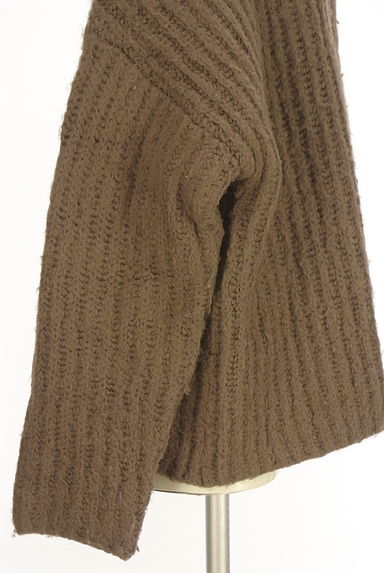 クリックで大画像表示 AZUL BY MOUSSY(アズールバイマウジー)の古着「モックネックニット(セーター)」大画像5へ