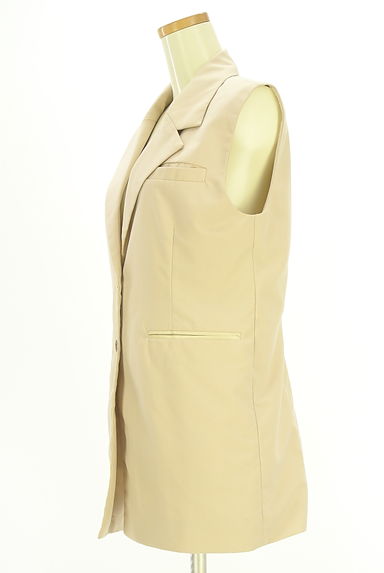 クリックで大画像表示 AZUL BY MOUSSY(アズールバイマウジー)の古着「バックベルトベスト(ベスト・ジレ)」大画像3へ