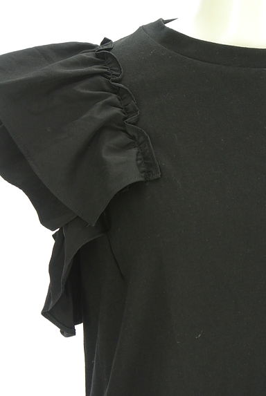 AZUL BY MOUSSY（アズールバイマウジー）の古着「ボリュームフリルオープンショルダートップス（カットソー・プルオーバー）」大画像５へ