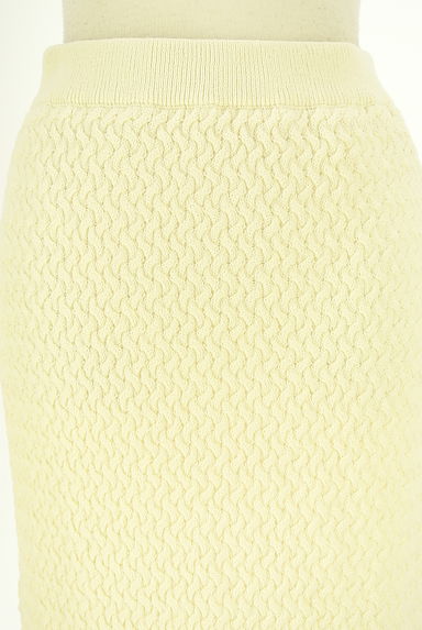 クリックで大画像表示 AZUL BY MOUSSY(アズールバイマウジー)の古着「ペンシルニットスカート(ロングスカート・マキシスカート)」大画像4へ