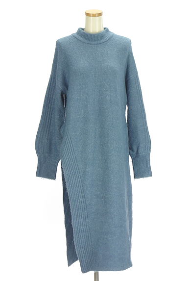 クリックで大画像表示 AZUL BY MOUSSY(アズールバイマウジー)の古着「スリットロングニットワンピース(ワンピース・チュニック)」大画像1へ