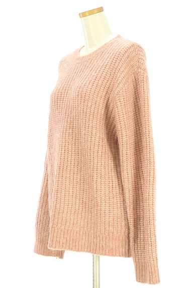 クリックで大画像表示 AZUL BY MOUSSY(アズールバイマウジー)の古着「ふんわりクルーネックニット(セーター)」大画像3へ