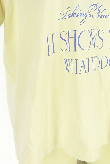 クリックで大画像表示 AZUL BY MOUSSY(アズールバイマウジー)の古着「半そでロゴプリントTシャツ(Tシャツ)」大画像5へ