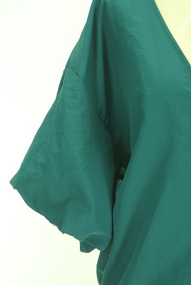 クリックで大画像表示 AZUL BY MOUSSY(アズールバイマウジー)の古着「バルーンスリーブブルゾン(ブルゾン・スタジャン)」大画像4へ