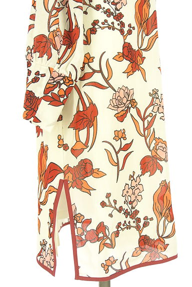 クリックで大画像表示 VIVIENNE TAM(ヴィヴィアンタム)の古着「花柄ワンピース(ワンピース・チュニック)」大画像5へ