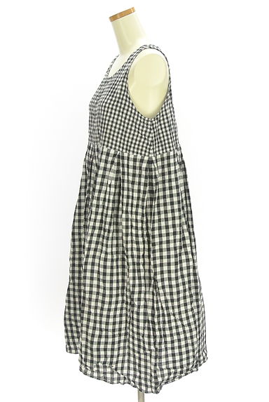 クリックで大画像表示 Samansa Mos2(サマンサモスモス)の古着「ギンガムチェックミモレワンピース(ワンピース・チュニック)」大画像3へ