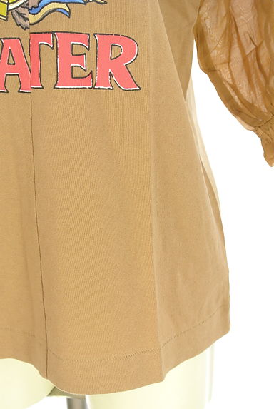 クリックで大画像表示 MOUSSY(マウジー)の古着「パフスリーブプリントTシャツ(Tシャツ)」大画像5へ