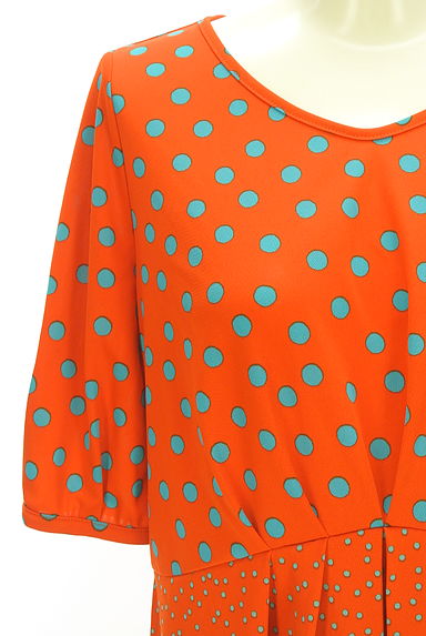 クリックで大画像表示 Jocomomola(ホコモモラ)の古着「ドット柄五分袖トップス(カットソー・プルオーバー)」大画像4へ