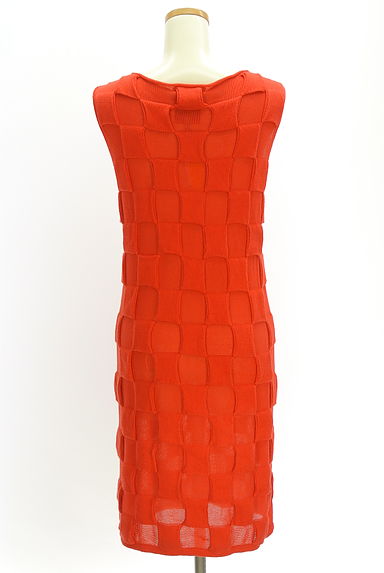 クリックで大画像表示 Sybilla(シビラ)の古着「チェックニットワンピース(ニット)」大画像2へ