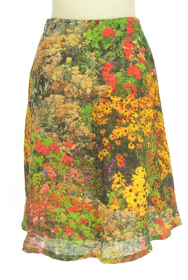 クリックで大画像表示 Sybilla(シビラ)の古着「花柄膝下フレアスカート(スカート)」大画像2へ