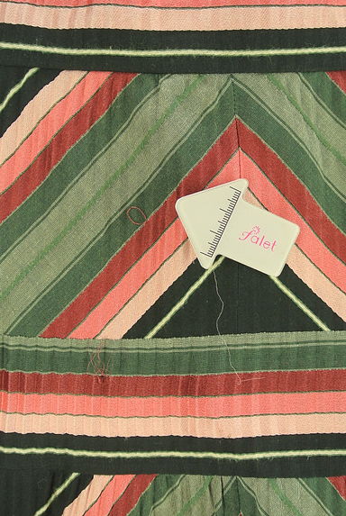 クリックで大画像表示 KEITA MARUYAMA(ケイタマルヤマ)の古着「膝丈ティアードスカート(スカート)」大画像5へ