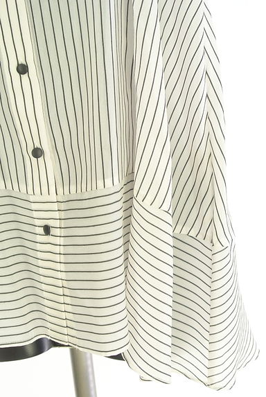 クリックで大画像表示 Maglie le cassetto(マーリエ ル カセット)の古着「ストライプシアーブラウス(カジュアルシャツ)」大画像5へ