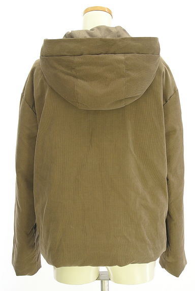 クリックで大画像表示 23区(ニジュウサンク)の古着「ショートダウンコート(ダウンジャケット・ダウンコート)」大画像2へ