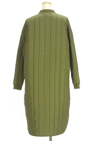 クリックで大画像表示 antiqua(アンティカ)の古着「patterntorso キルティング中綿コート(コート)」大画像2へ