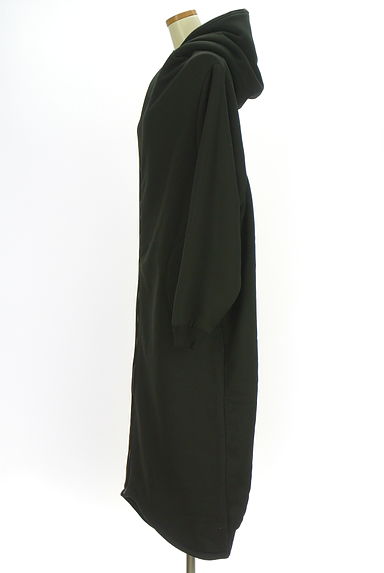 クリックで大画像表示 antiqua(アンティカ)の古着「オーバーサイズフーディポンチコート(コート)」大画像3へ