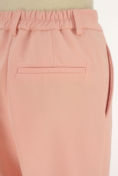 クリックで大画像表示 Mila Owen(ミラオーウェン)の古着「センタープレステーパードパンツ(パンツ)」大画像5へ