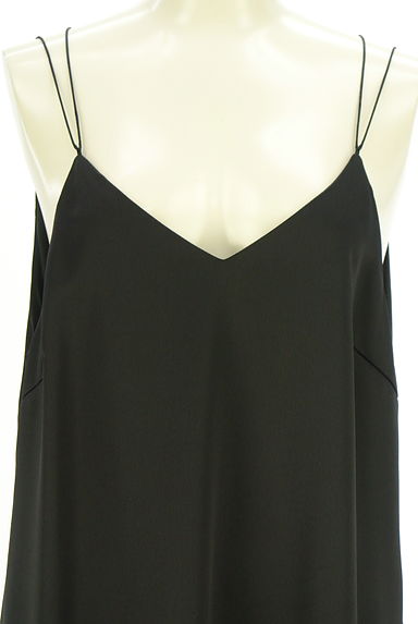 クリックで大画像表示 Stola.(ストラ)の古着「微光沢ロングキャミワンピース(キャミワンピース)」大画像4へ