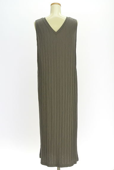 Stola.（ストラ）の古着「シワ加工ロングワンピース（ワンピース・チュニック）」大画像２へ