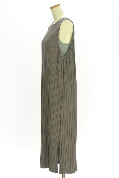 Stola.（ストラ）の古着「シワ加工ロングワンピース（ワンピース・チュニック）」大画像３へ