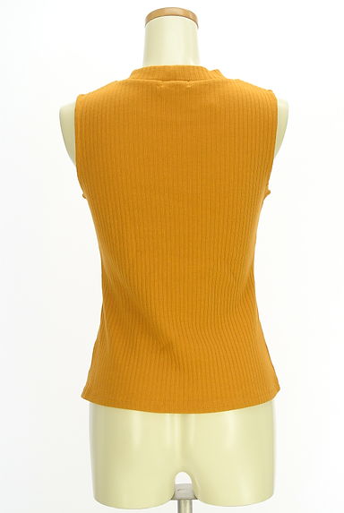 axes femme（アクシーズファム）の古着「パールビーズ付きノースリリブニット（カットソー・プルオーバー）」大画像２へ