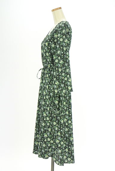 クリックで大画像表示 axes femme(アクシーズファム)の古着「ベルト付き花柄ロングシフォンカーディガン(カーディガン・ボレロ)」大画像3へ