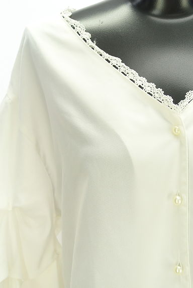 クリックで大画像表示 axes femme(アクシーズファム)の古着「バックレースアップブラウス(ブラウス)」大画像4へ